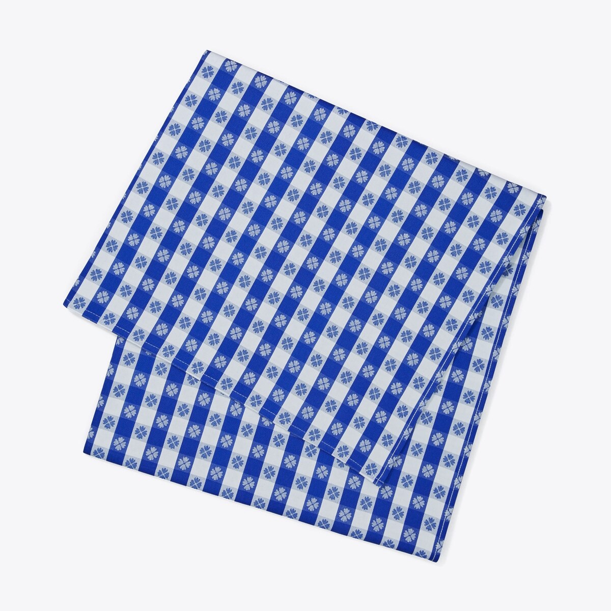 gingham-7022-square-tablecloth-front.TB_142291_400_SLFRO.pdp-1200x1200-1